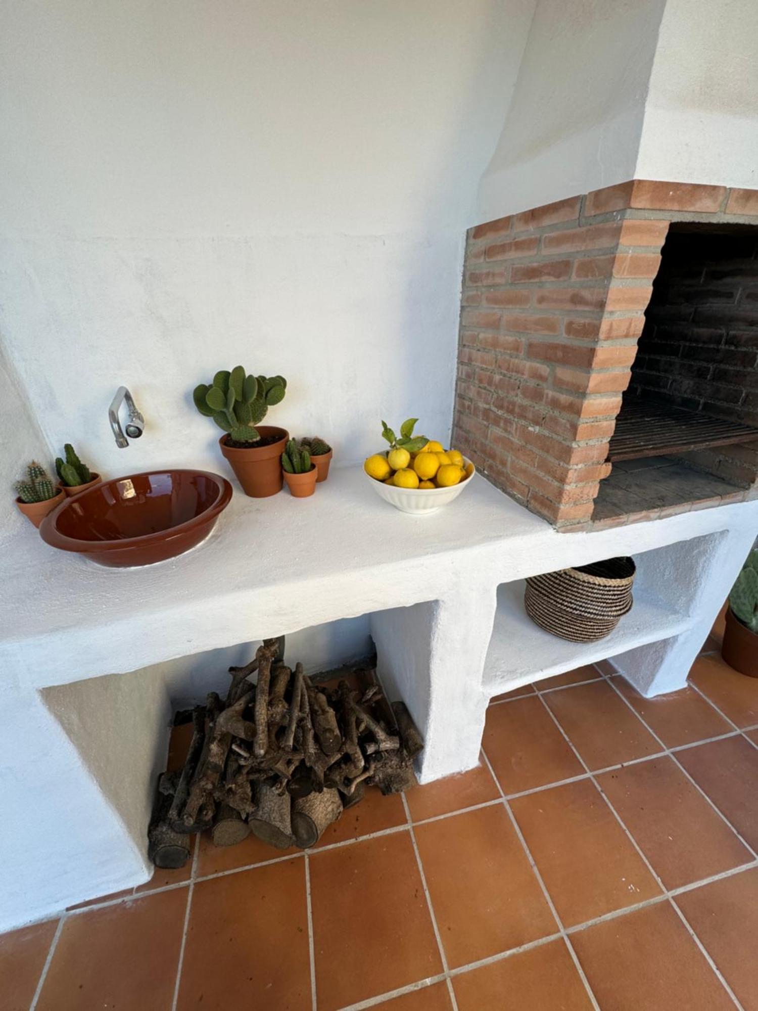 Villa En Frigiliana Con Piscina, Jacuzzi Y Espectaculares Vistas Eksteriør billede