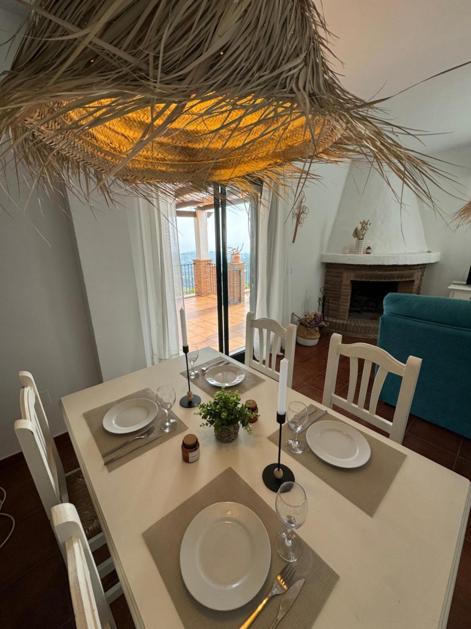 Villa En Frigiliana Con Piscina, Jacuzzi Y Espectaculares Vistas Eksteriør billede