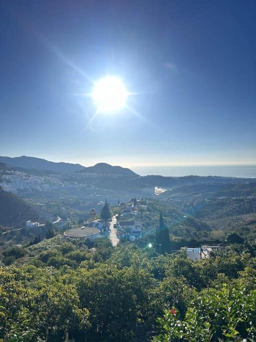 Villa En Frigiliana Con Piscina, Jacuzzi Y Espectaculares Vistas Eksteriør billede