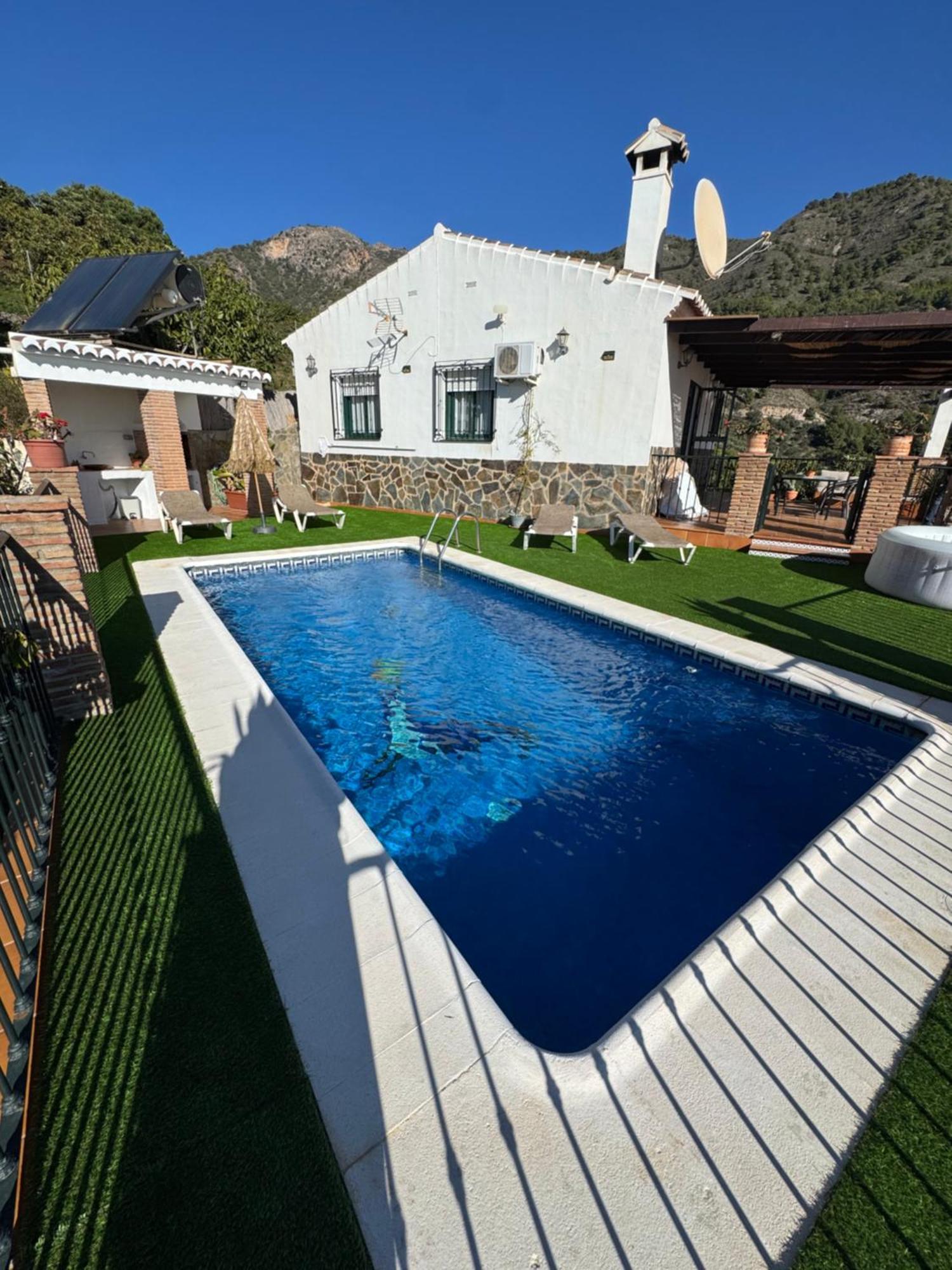 Villa En Frigiliana Con Piscina, Jacuzzi Y Espectaculares Vistas Eksteriør billede